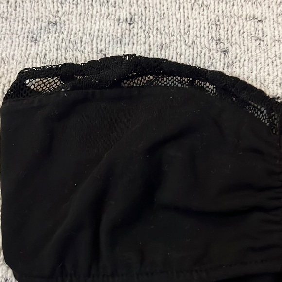 Bershka Black Bandeau Bra - Picture 2 of 5